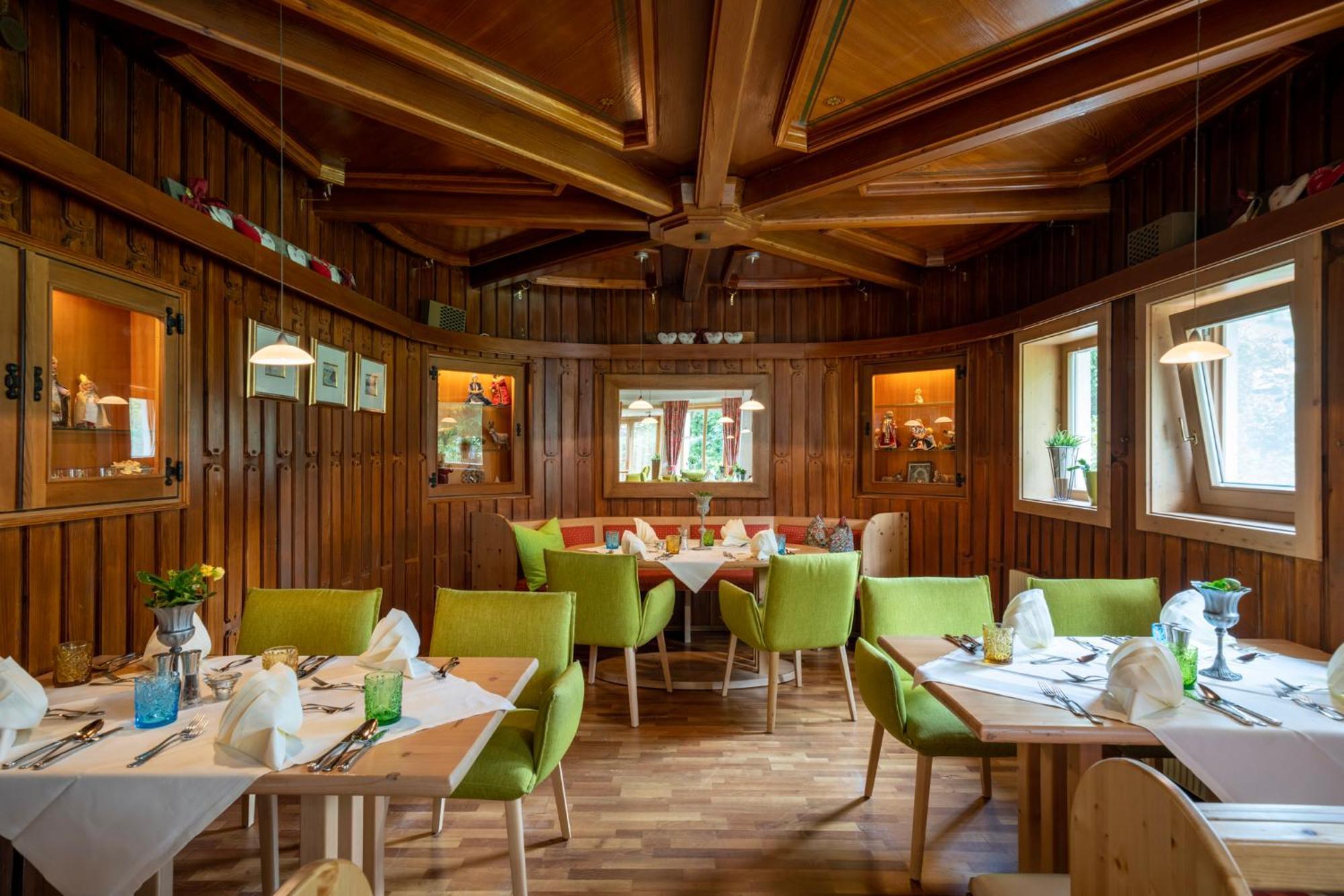 Naturhotel Ortners Eschenhof Бад-Кляйнкірхгайм Екстер'єр фото